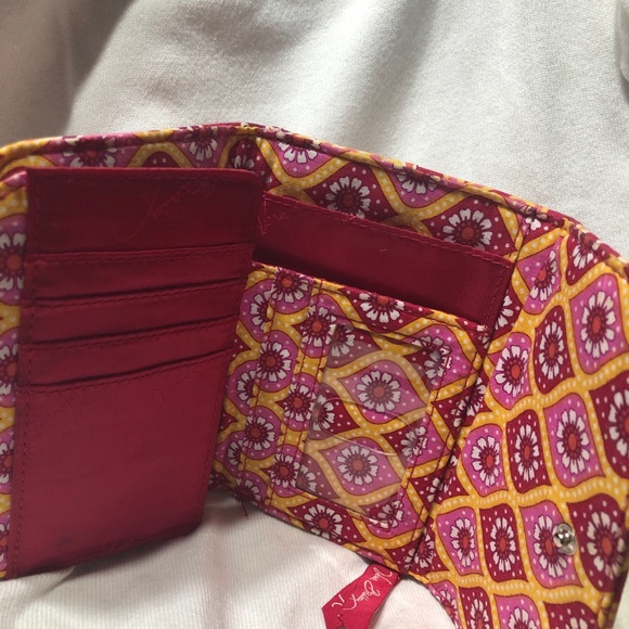 Vera Bradley Compacted Wallet - Picture 4 of 4